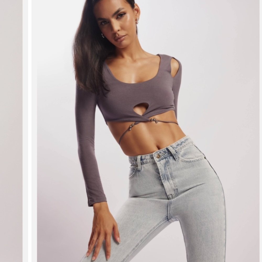 Jessie Long Sleeve Cut Out Crop Top - Charcoal meshki going out top